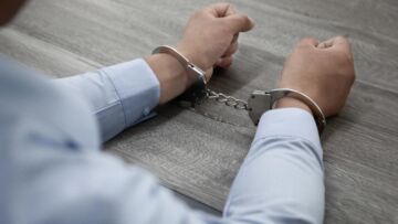 Dwóch mężczyzn z powiatu kołobrzeskiego znalazło się w posiadaniu półtora kilograma narkotyków