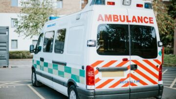 Tragiczny incydent w powiecie białogardzkim: trzyletnia dziewczynka poparzona gorącą zupą